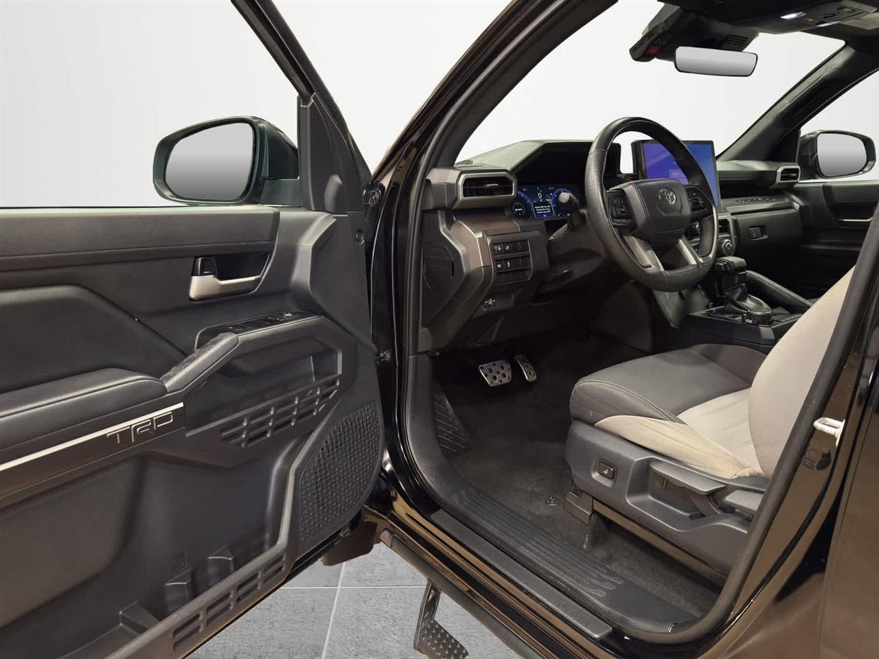 Toyota Tacoma 4WD TRD Off Road Double Cab 5' Bed MT (Natl) 2024