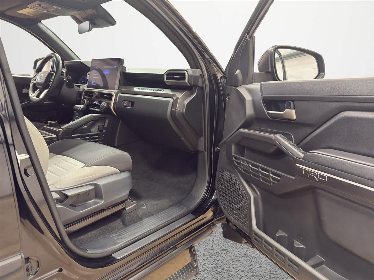 Toyota Tacoma 4WD TRD Off Road Double Cab 5' Bed MT (Natl) 2024