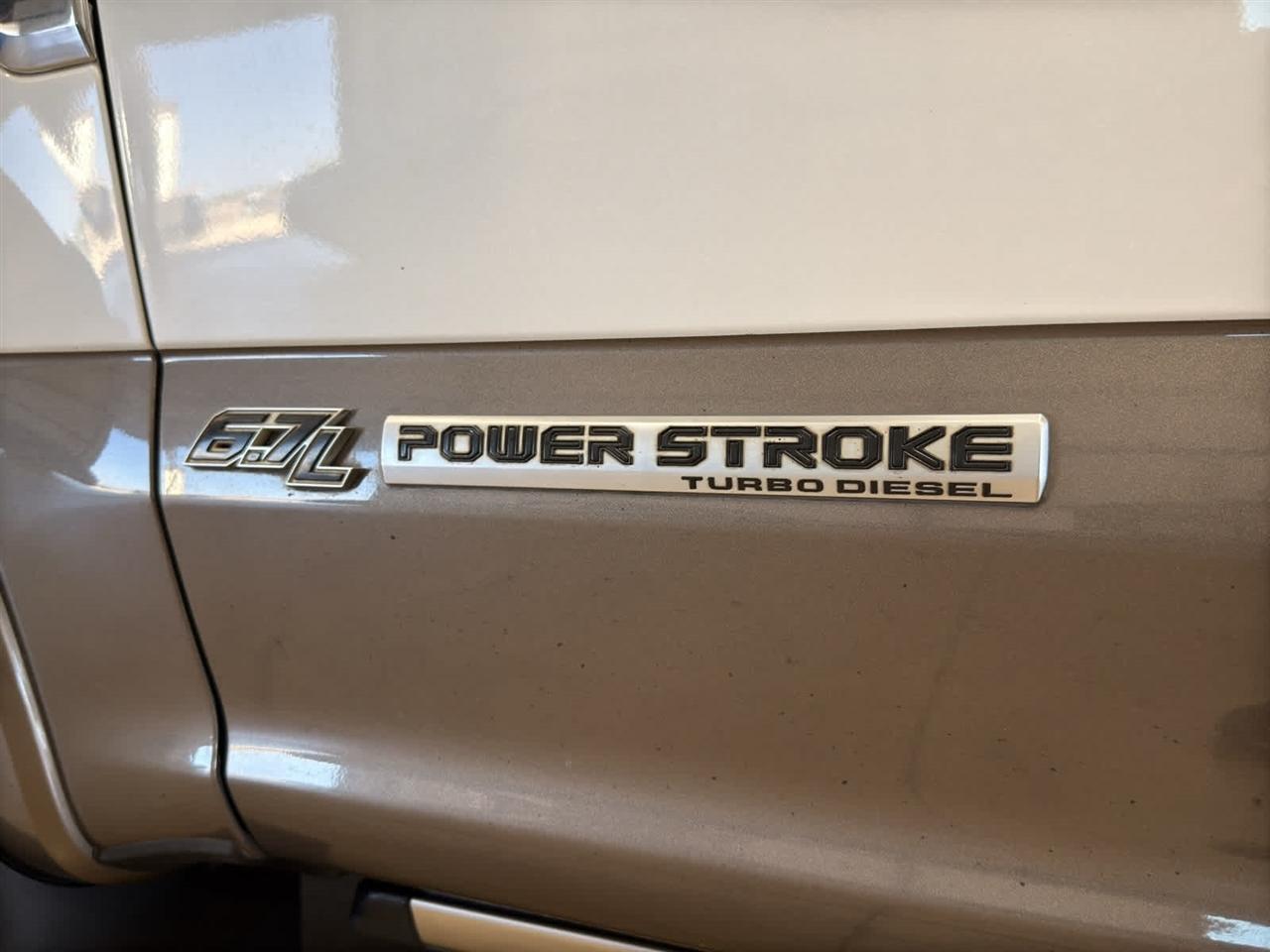 Ford Super Duty F-250 SRW King Ranch 4WD Crew Cab 8' Box 2019