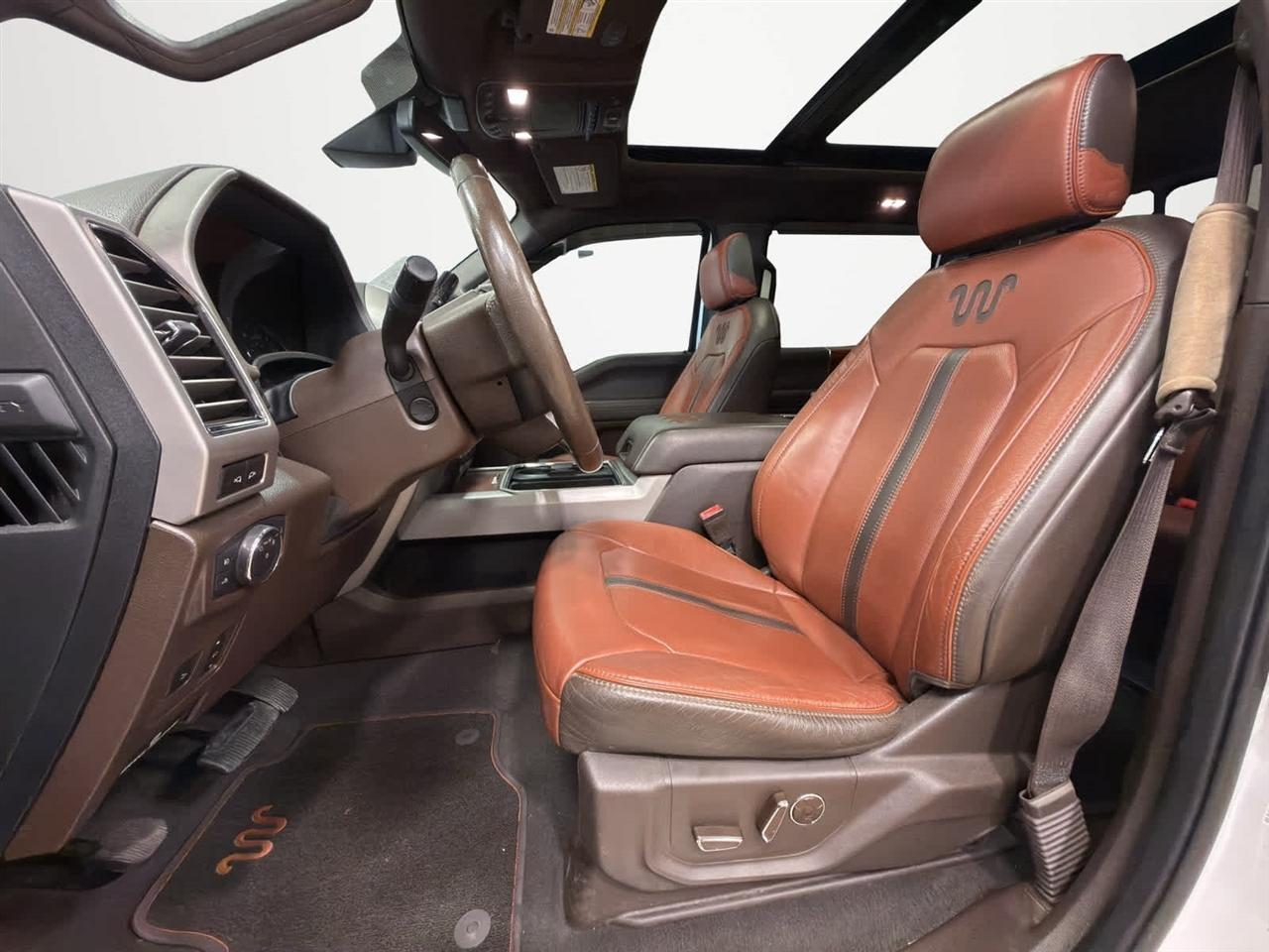 Ford Super Duty F-250 SRW King Ranch 4WD Crew Cab 8' Box 2019