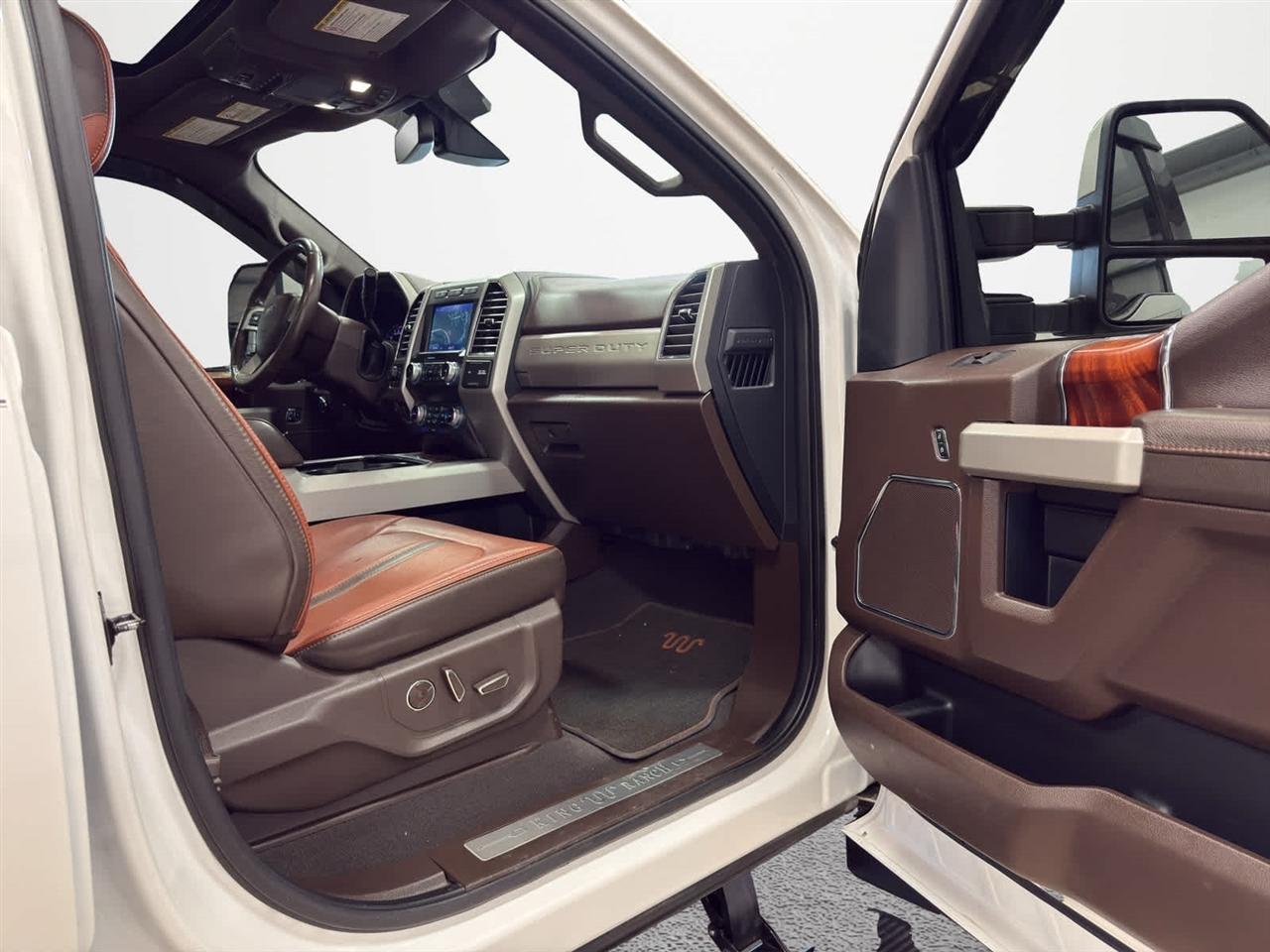 Ford Super Duty F-250 SRW King Ranch 4WD Crew Cab 8' Box 2019