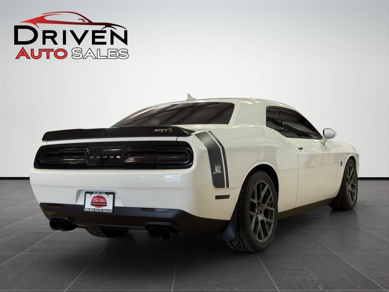 Dodge Challenger 392 Hemi Scat Pack Shaker Coupe 2017