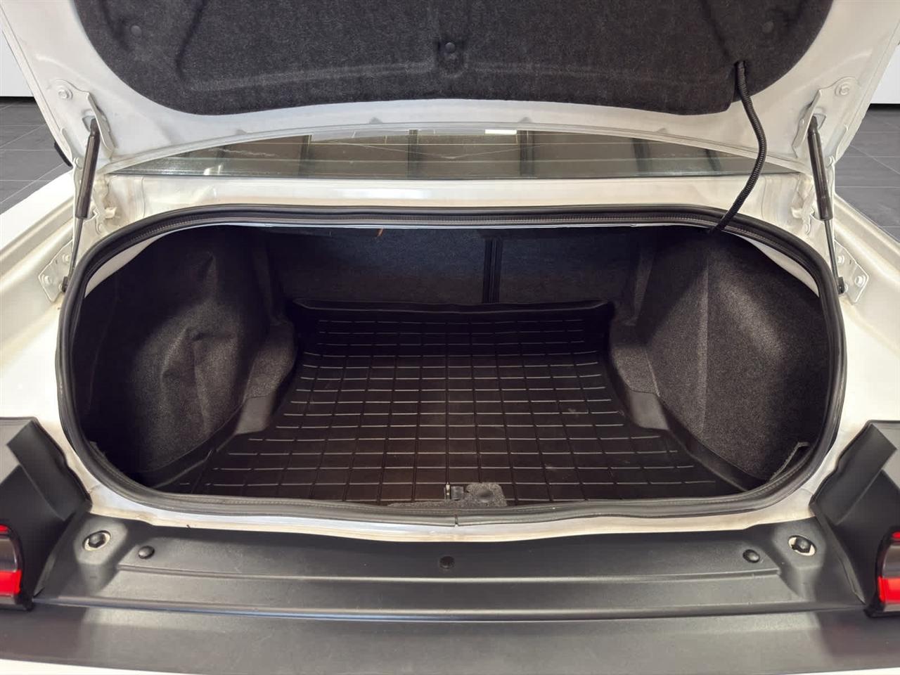 Dodge Challenger 392 Hemi Scat Pack Shaker Coupe 2017