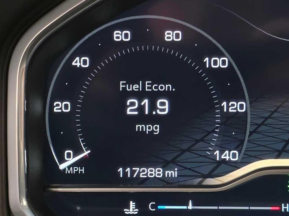 GMC Sierra 1500 4WD Crew Cab 147" AT4 2022