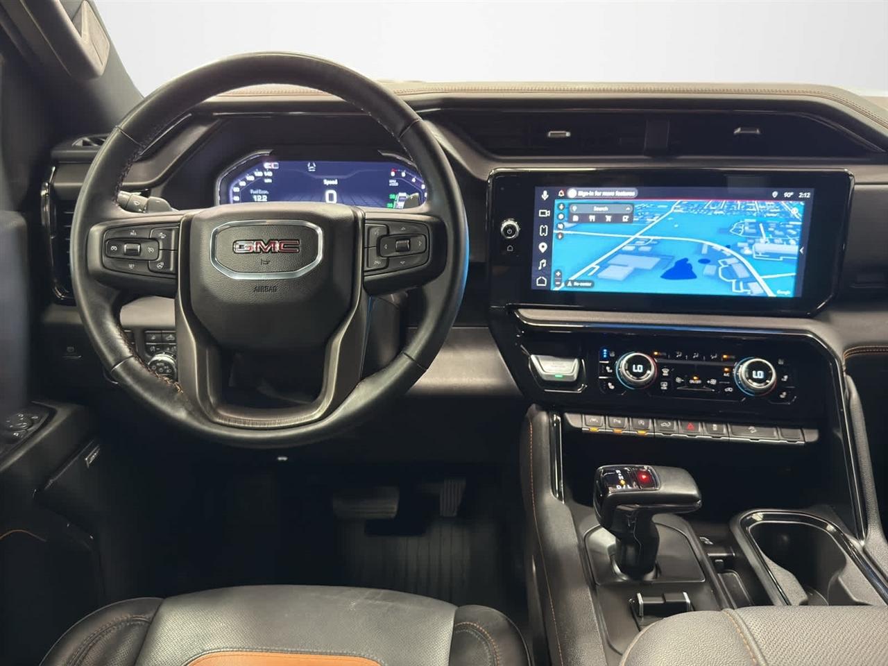 GMC Sierra 1500 4WD Crew Cab 147" AT4 2024