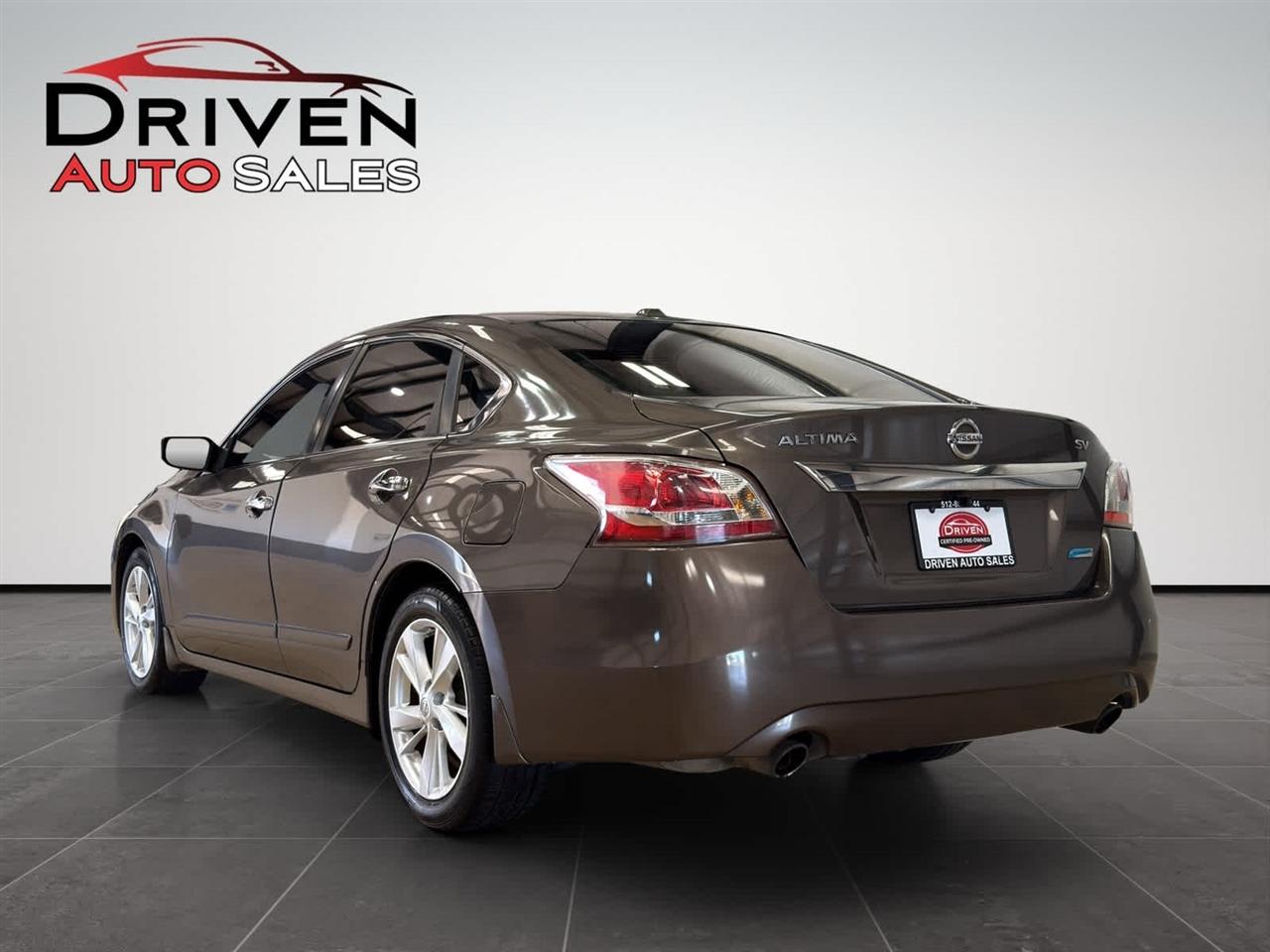 Nissan Altima 4dr Sdn I4 2.5 SV 2013