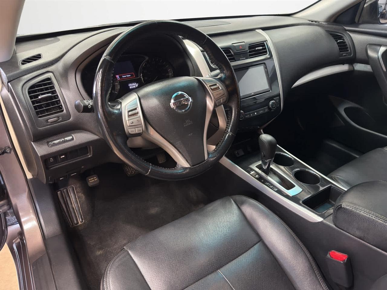 Nissan Altima 4dr Sdn I4 2.5 SV 2013