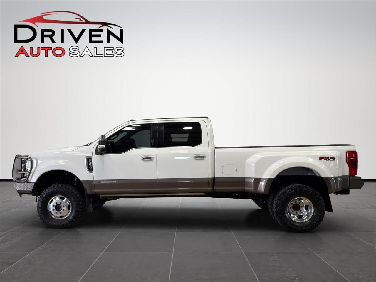 Ford Super Duty F-350 DRW King Ranch 4WD Crew Cab 8' Box 2020
