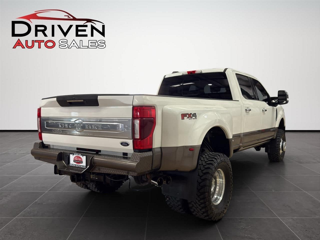 Ford Super Duty F-350 DRW King Ranch 4WD Crew Cab 8' Box 2020
