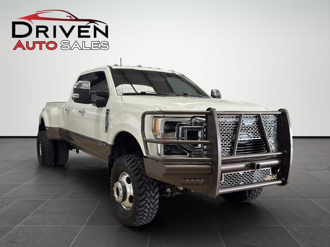 Ford Super Duty F-350 DRW King Ranch 4WD Crew Cab 8' Box 2020