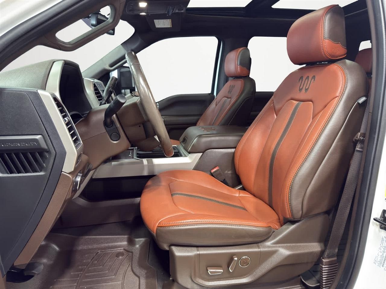 Ford Super Duty F-350 DRW King Ranch 4WD Crew Cab 8' Box 2020