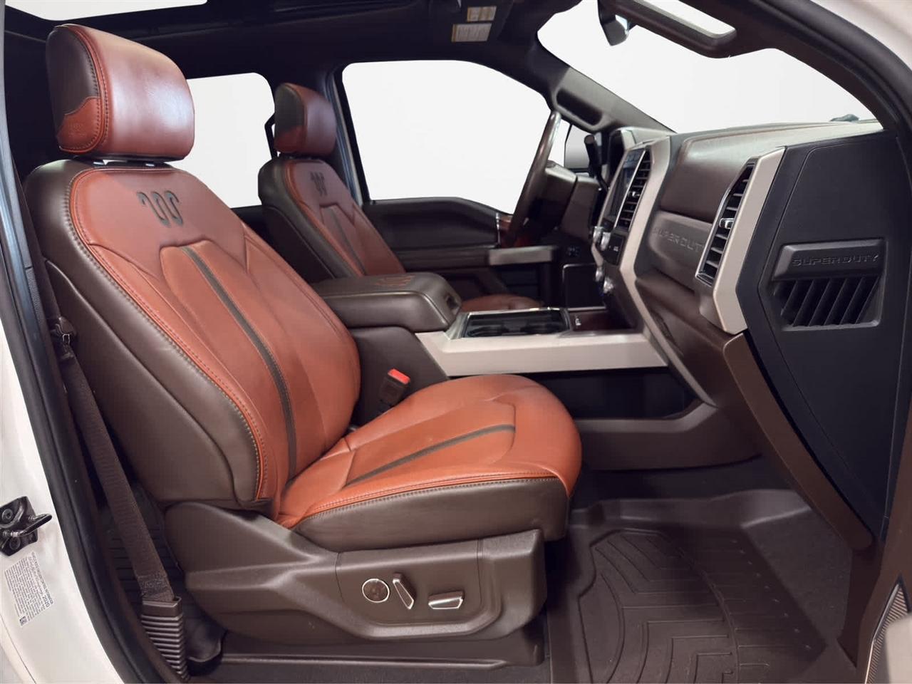 Ford Super Duty F-350 DRW King Ranch 4WD Crew Cab 8' Box 2020