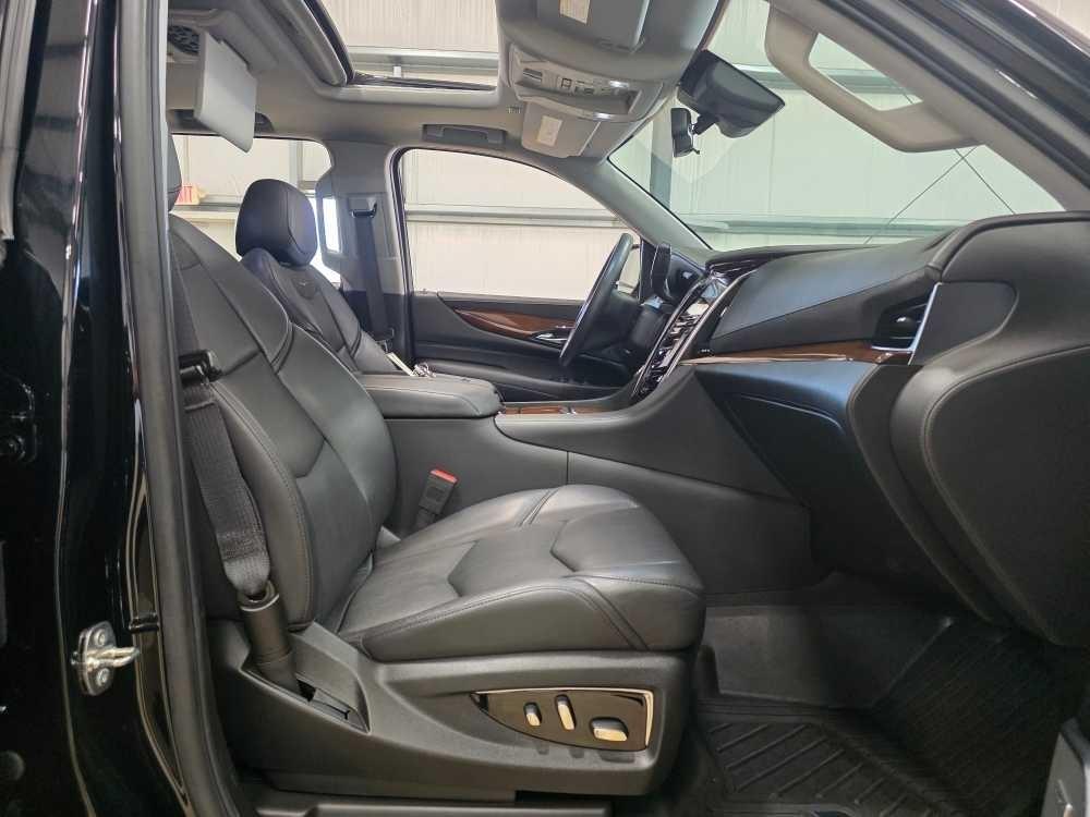 Cadillac Escalade 2WD 4dr Premium Luxury 2020