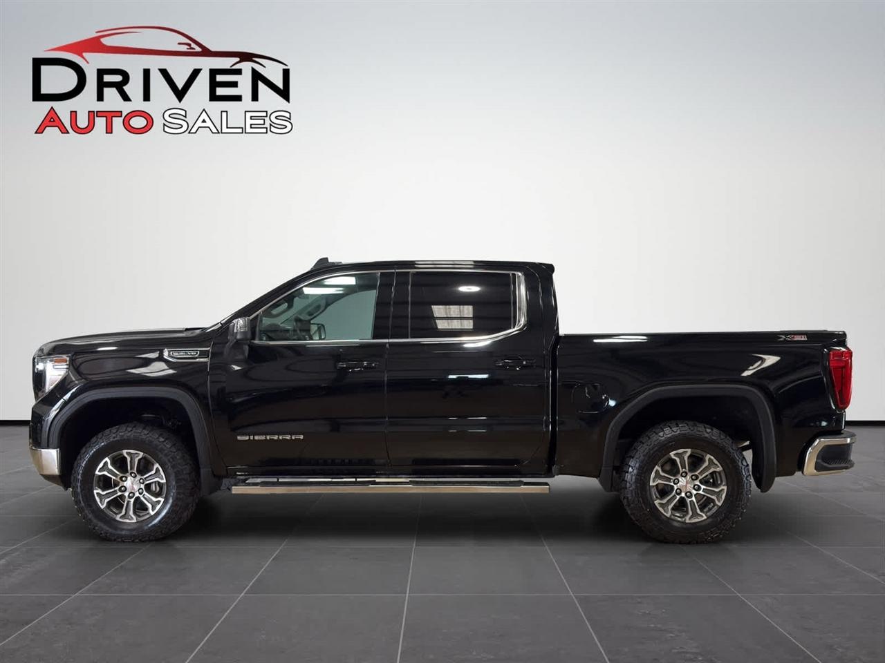 GMC Sierra 1500 4WD Crew Cab 147" SLE 2019