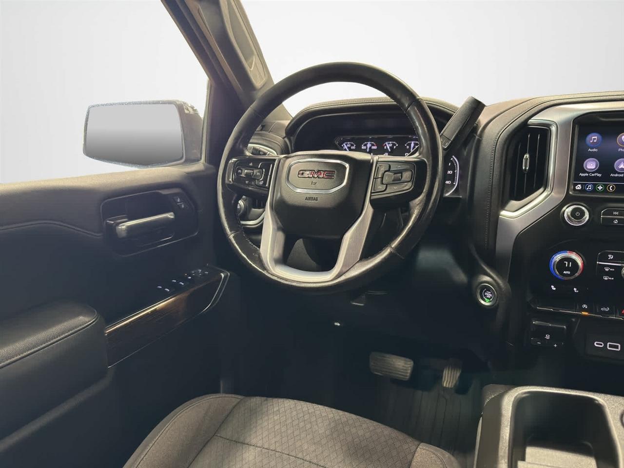 GMC Sierra 1500 4WD Crew Cab 147" SLE 2019