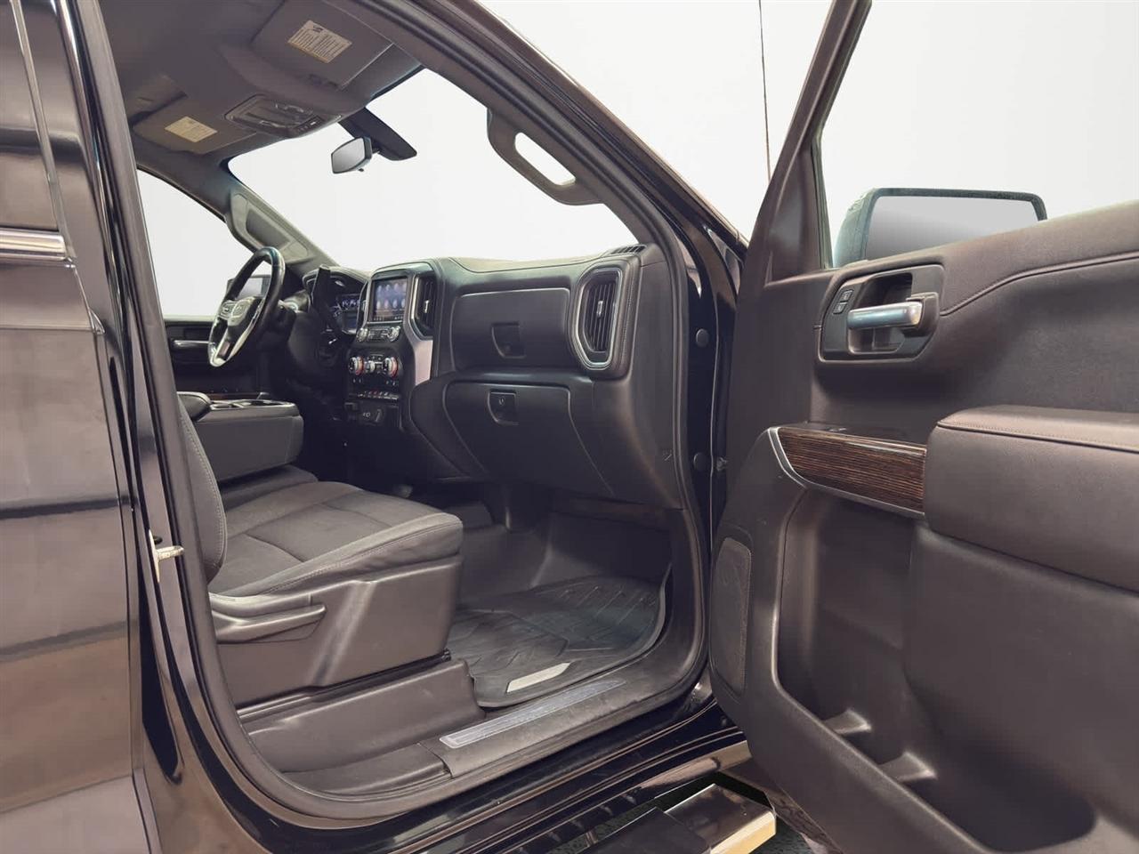 GMC Sierra 1500 4WD Crew Cab 147" SLE 2019