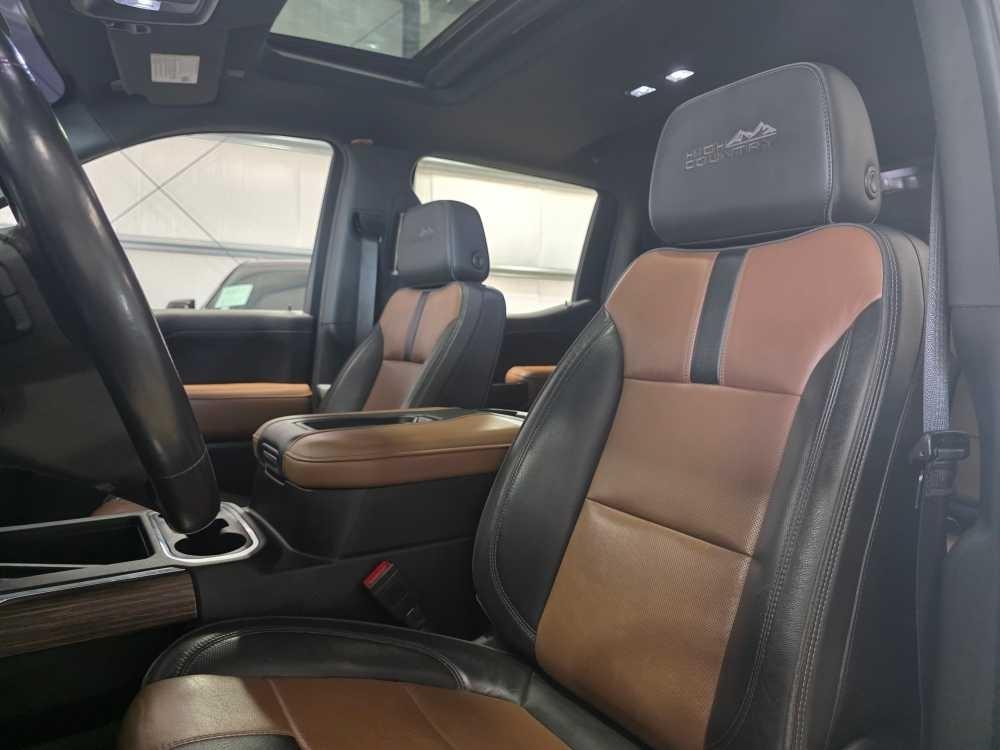 Chevrolet Silverado 1500 2WD Crew Cab 147" High Country 2021