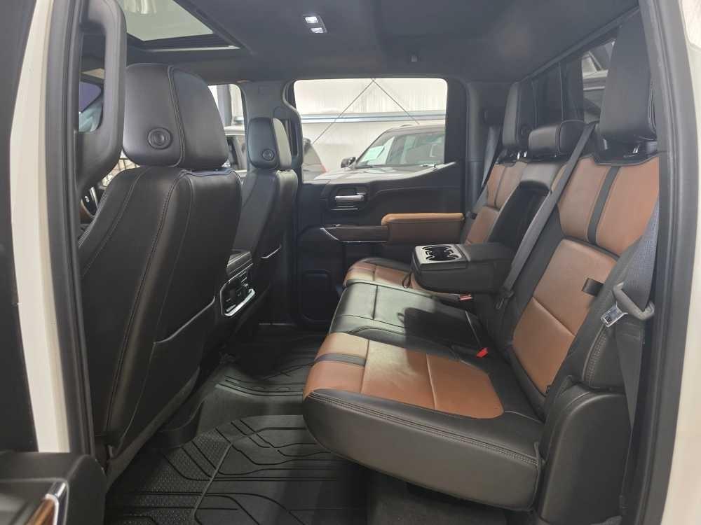 Chevrolet Silverado 1500 2WD Crew Cab 147" High Country 2021