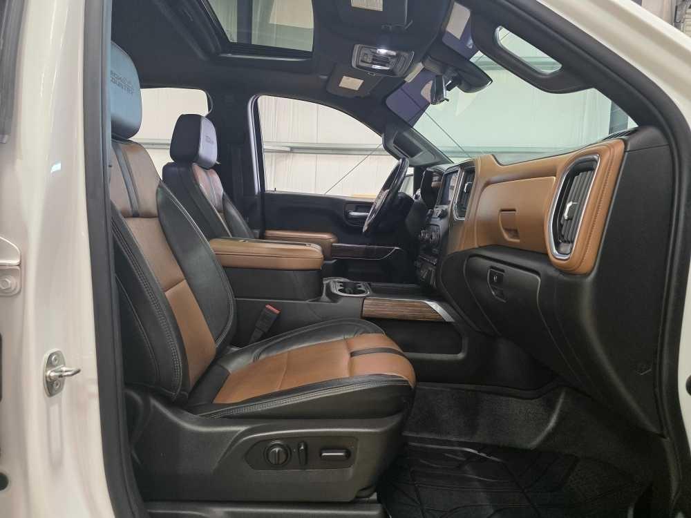 Chevrolet Silverado 1500 2WD Crew Cab 147" High Country 2021