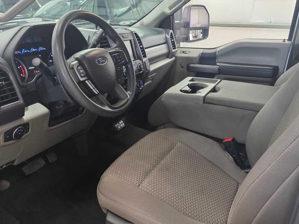 Ford Super Duty F-250 Crew Cab 172" XL 4WD 2022