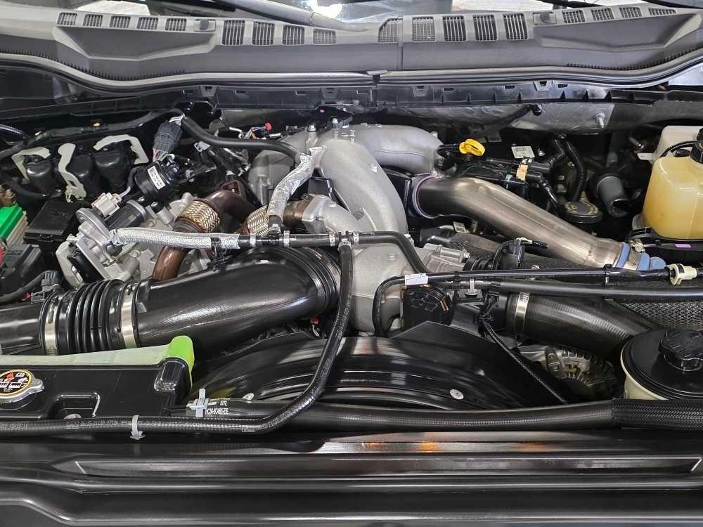 Ford Super Duty F-350 DRW King Ranch 4WD Crew Cab 8' Box 2021