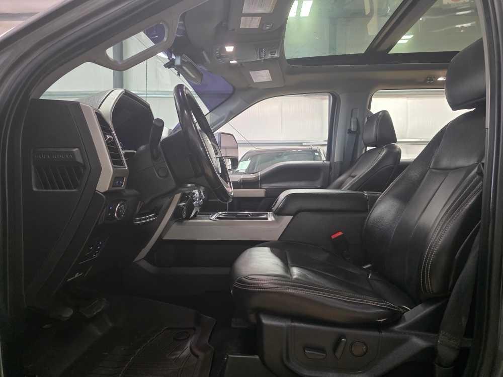 Ford Super Duty F-350 DRW King Ranch 4WD Crew Cab 8' Box 2021