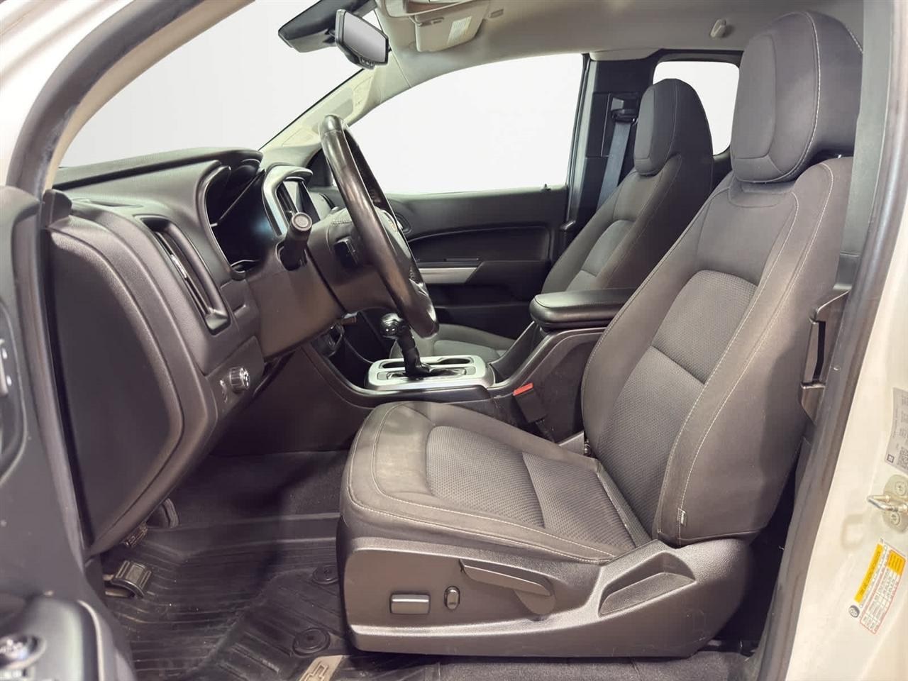 Chevrolet Colorado 2WD Ext Cab 128" LT 2021