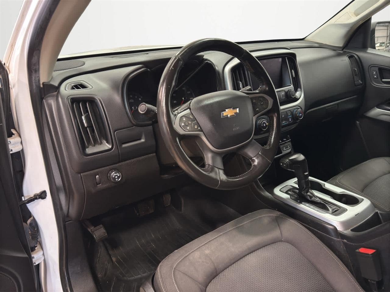 Chevrolet Colorado 2WD Ext Cab 128" LT 2021