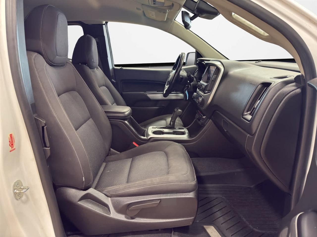 Chevrolet Colorado 2WD Ext Cab 128" LT 2021