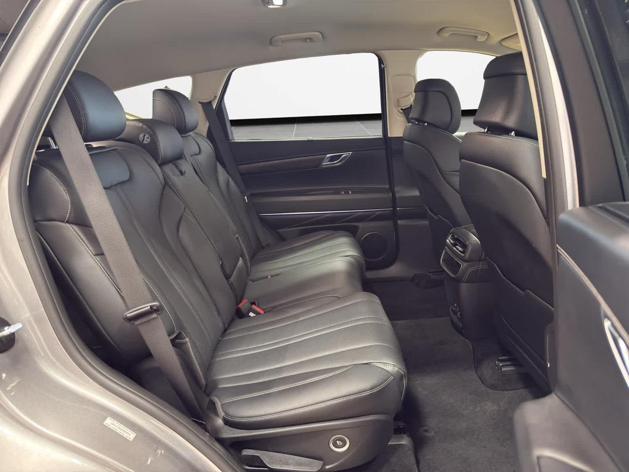 Genesis GV80 2.5T AWD 2024