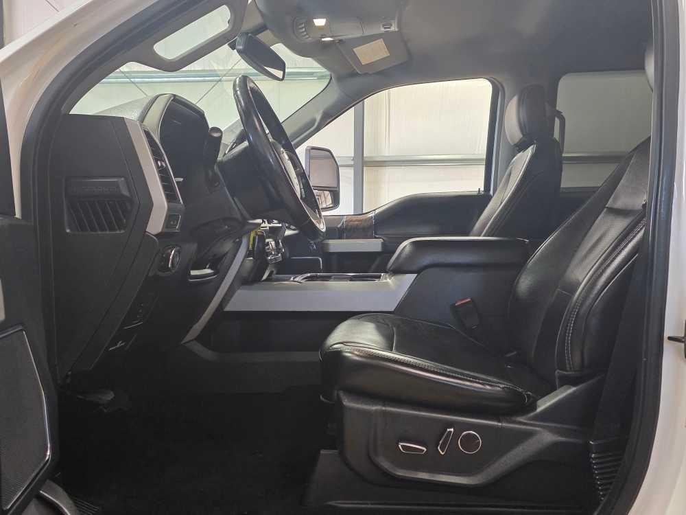 Ford Super Duty F-250 SRW King Ranch 4WD Crew Cab 8' Box 2019