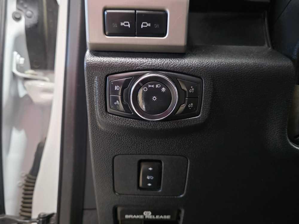 Ford Super Duty F-250 SRW King Ranch 4WD Crew Cab 8' Box 2019