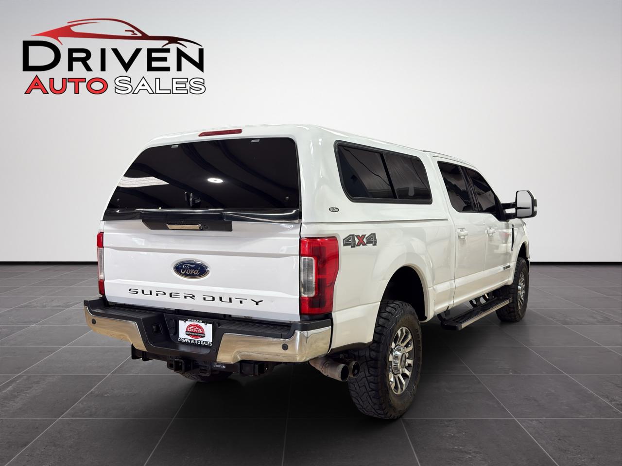 Ford Super Duty F-250 SRW Lariat 4WD Crew Cab 6.75' Box 2019