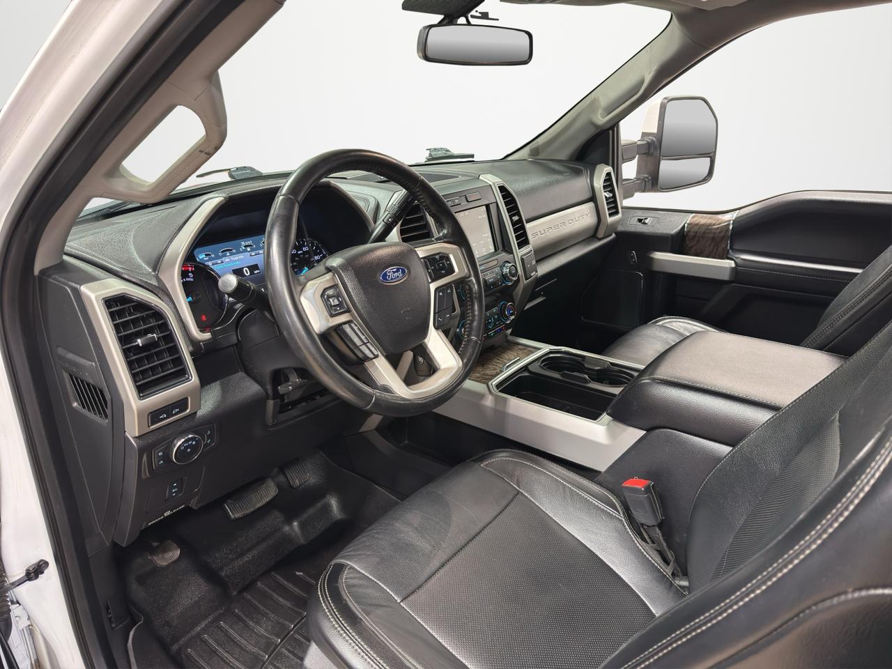 Ford Super Duty F-250 SRW Lariat 4WD Crew Cab 6.75' Box 2019