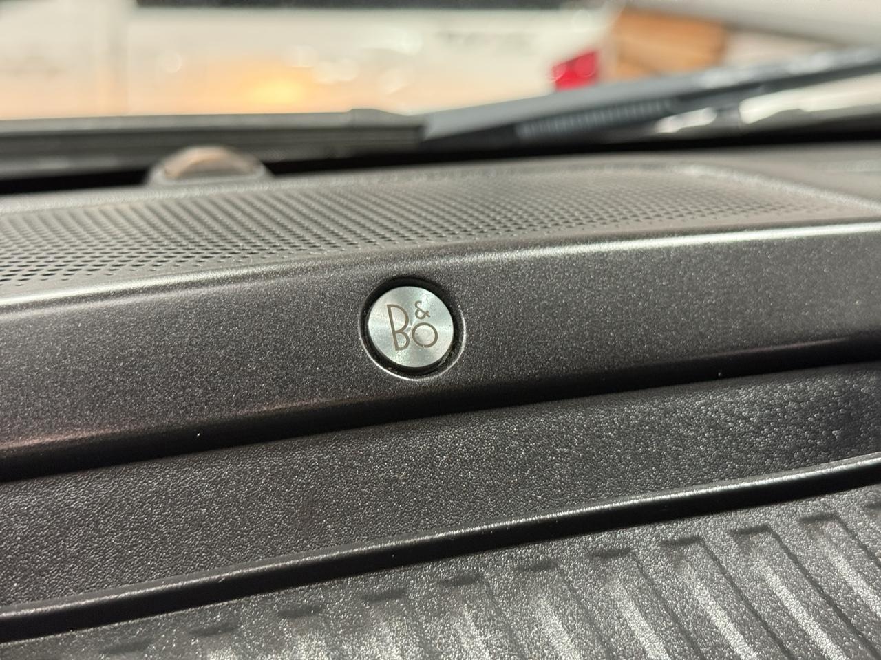 Ford Super Duty F-250 SRW Lariat 4WD Crew Cab 6.75' Box 2019