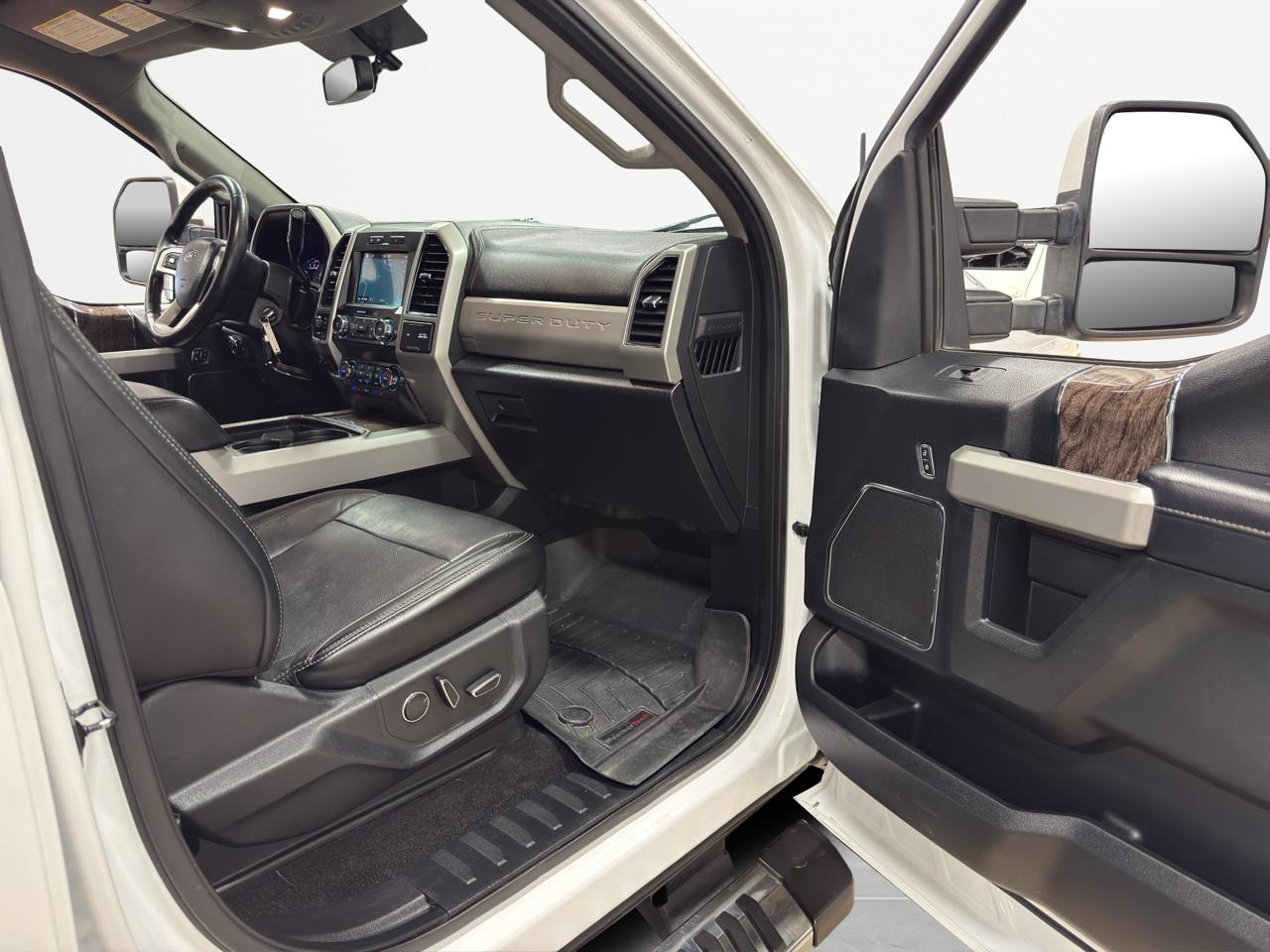 Ford Super Duty F-250 SRW Lariat 4WD Crew Cab 6.75' Box 2019