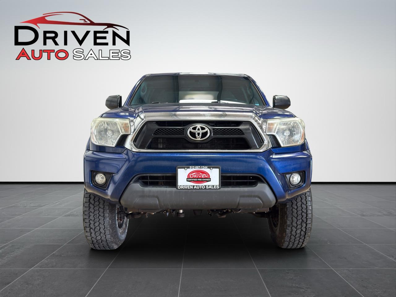 Toyota Tacoma 4WD Access Cab V6 AT (Natl) 2015