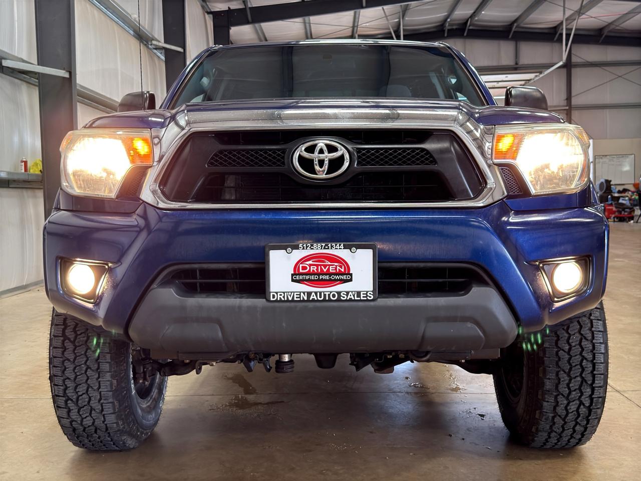 Toyota Tacoma 4WD Access Cab V6 AT (Natl) 2015