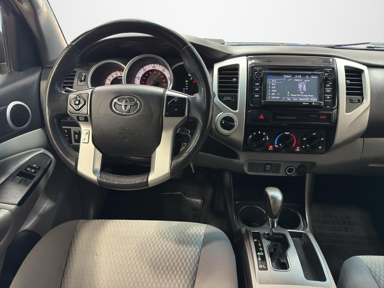 Toyota Tacoma 4WD Access Cab V6 AT (Natl) 2015