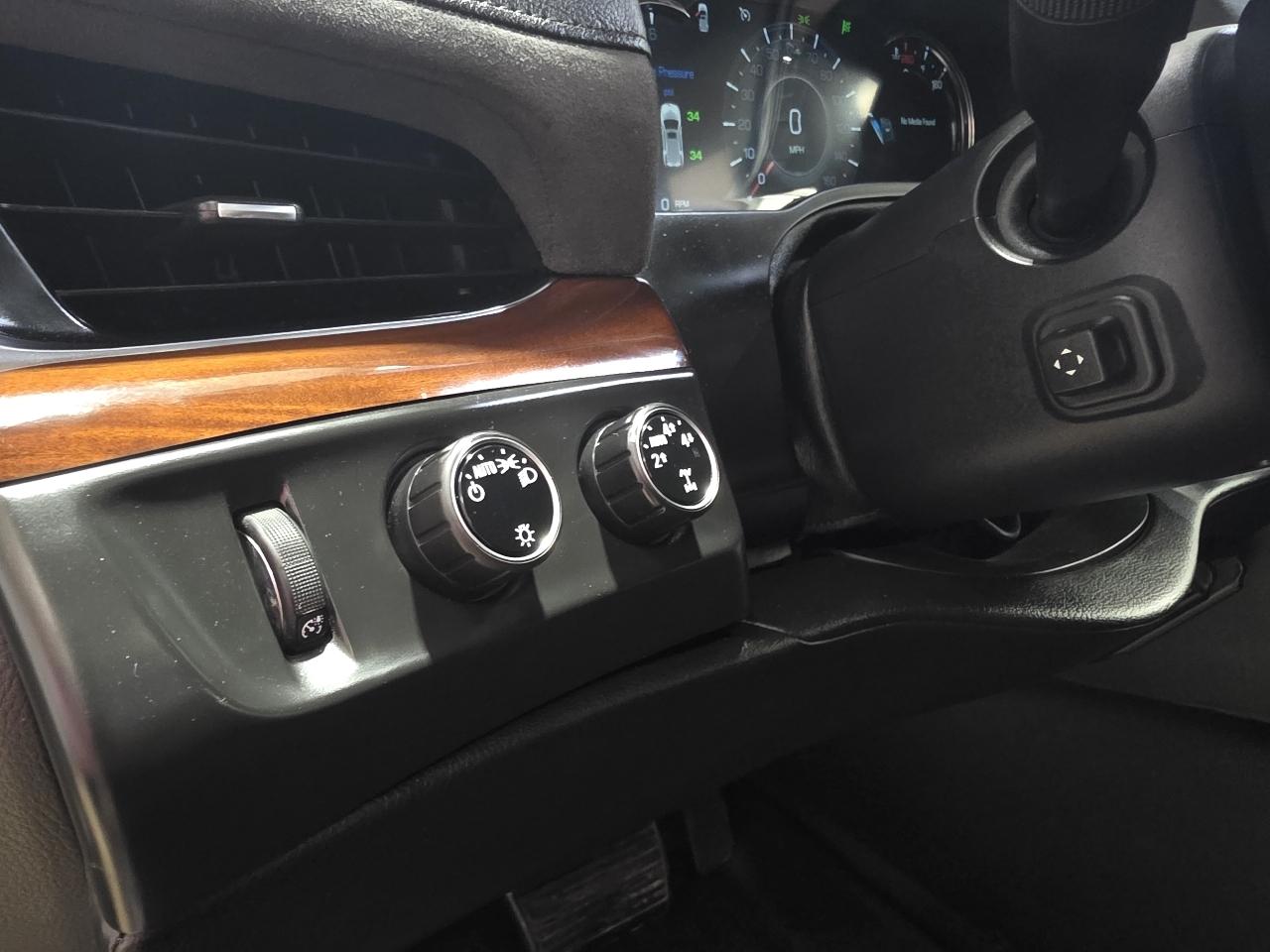 Cadillac Escalade 4WD 4dr Luxury Collection 2016