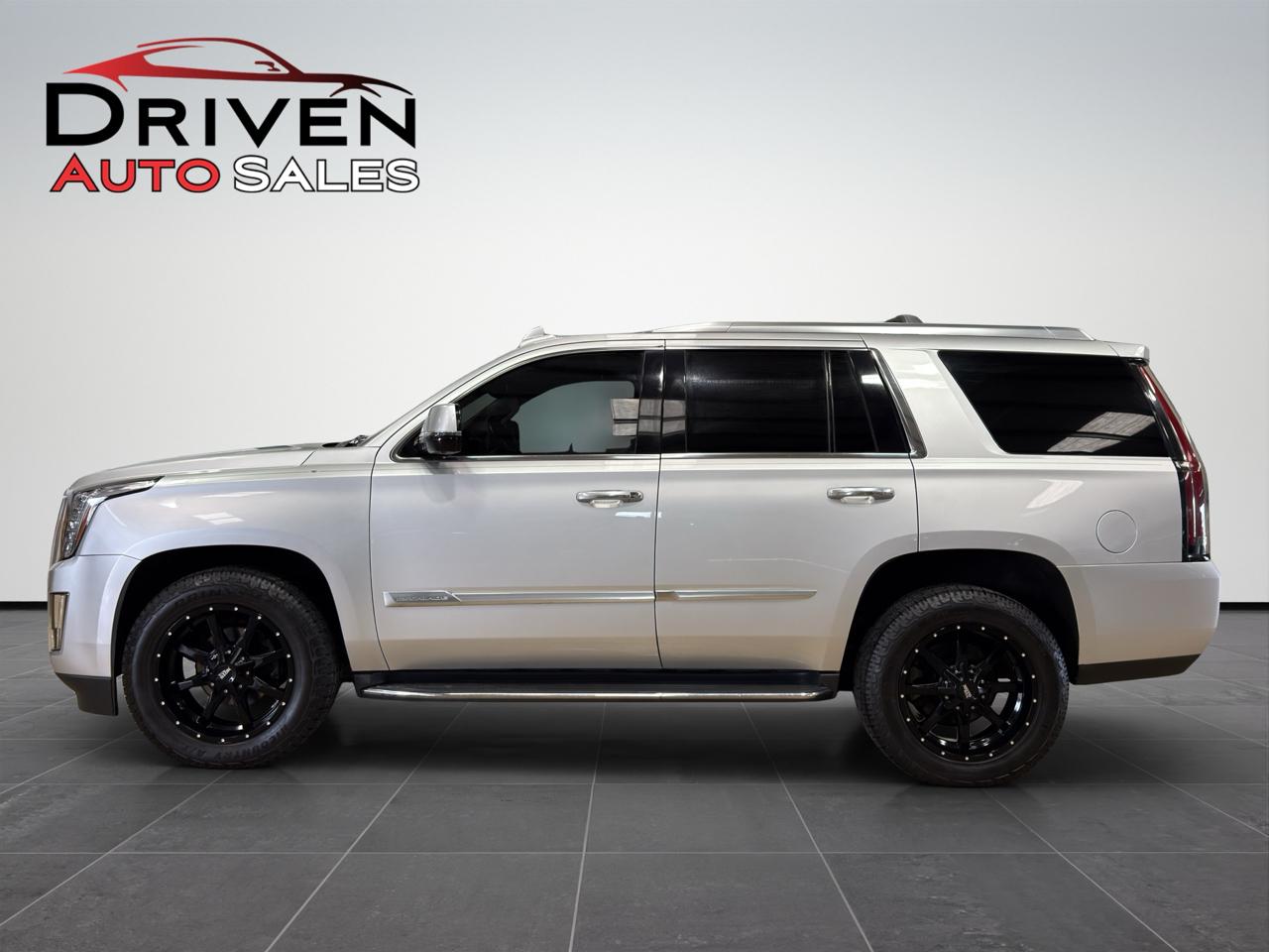 Cadillac Escalade 4WD 4dr Luxury Collection 2016