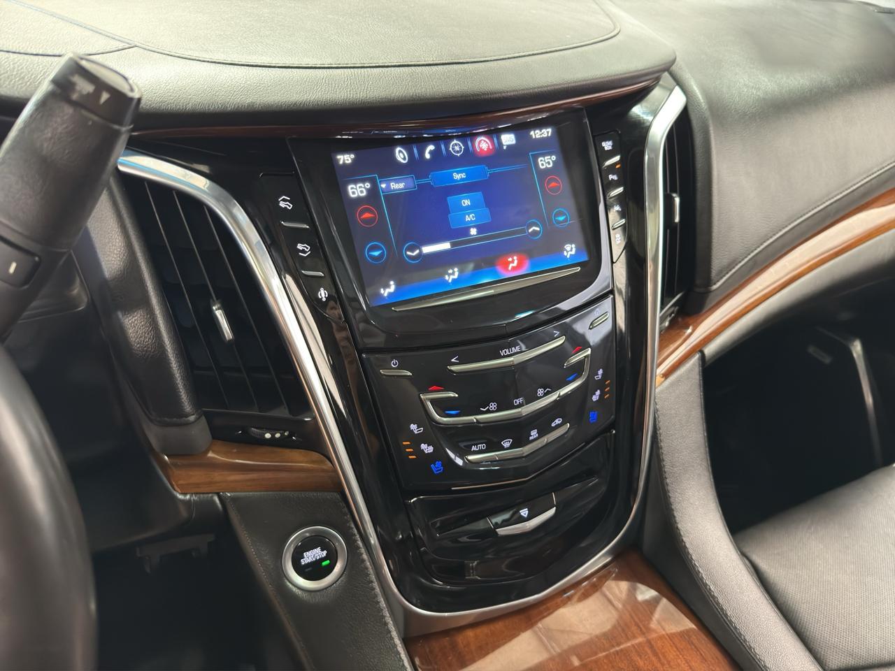 Cadillac Escalade 4WD 4dr Luxury Collection 2016