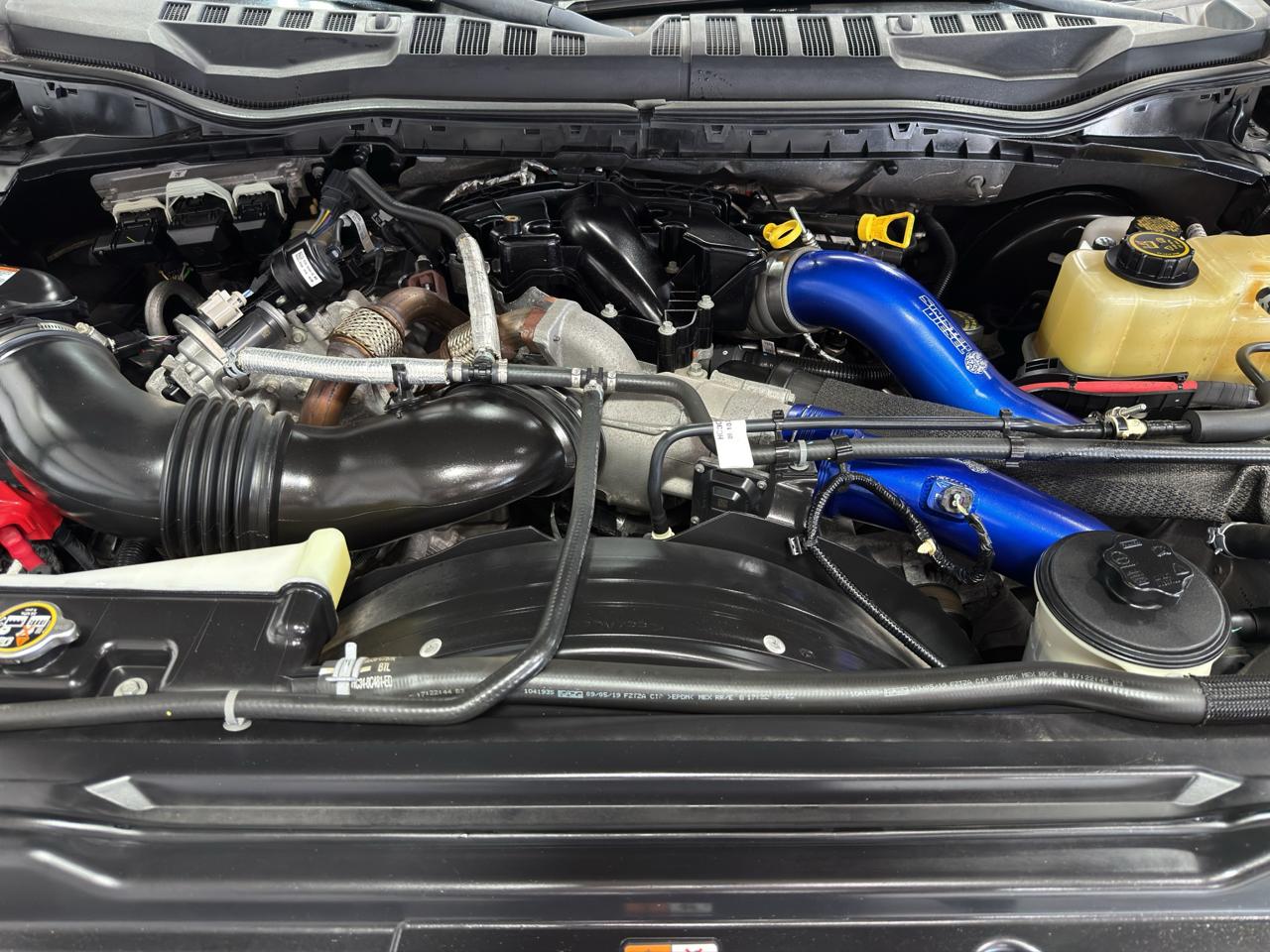 Ford Super Duty F-250 SRW Lariat 4WD Crew Cab 6.75' Box 2019