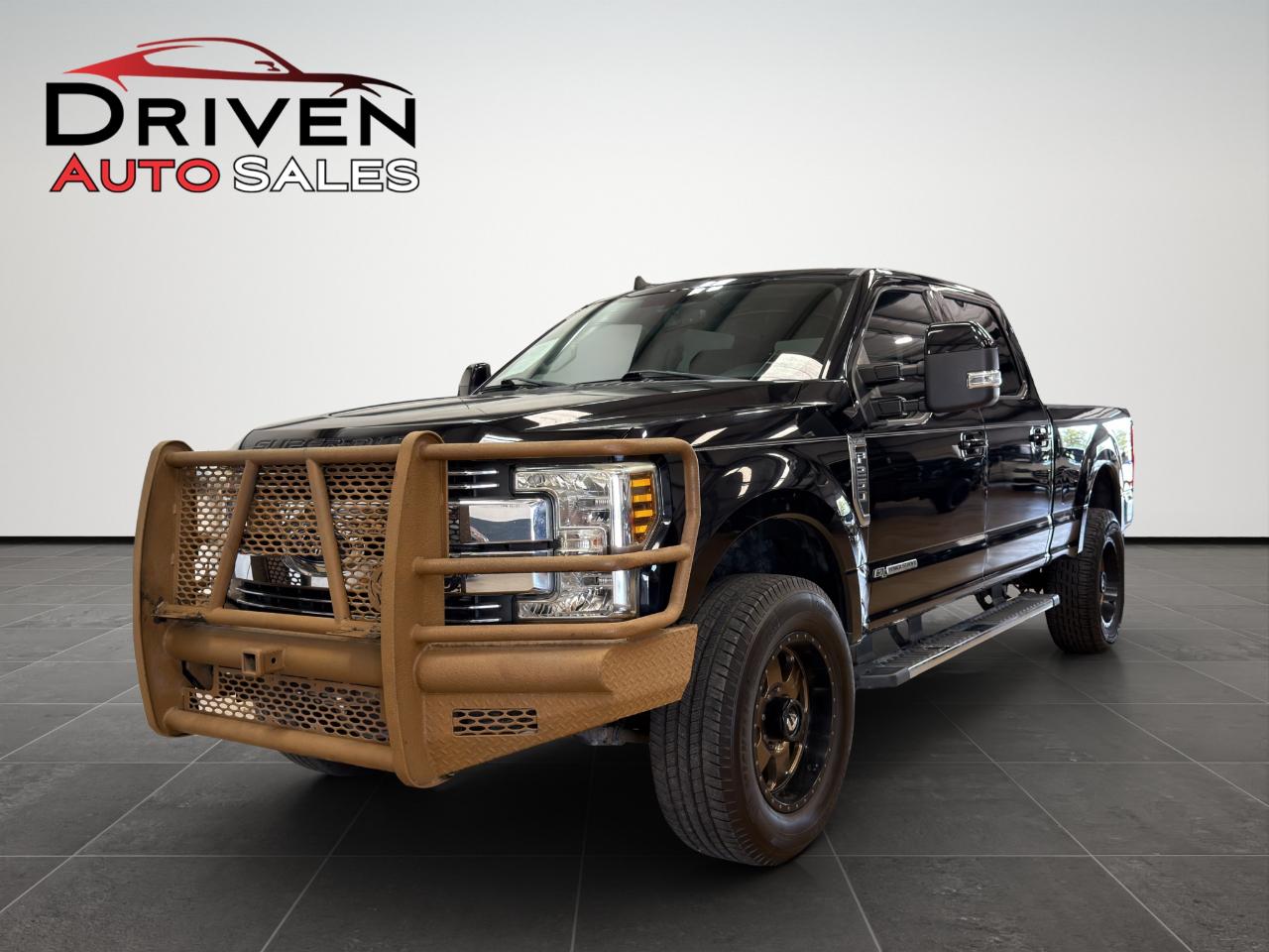 Ford Super Duty F-250 SRW Lariat 4WD Crew Cab 6.75' Box 2019