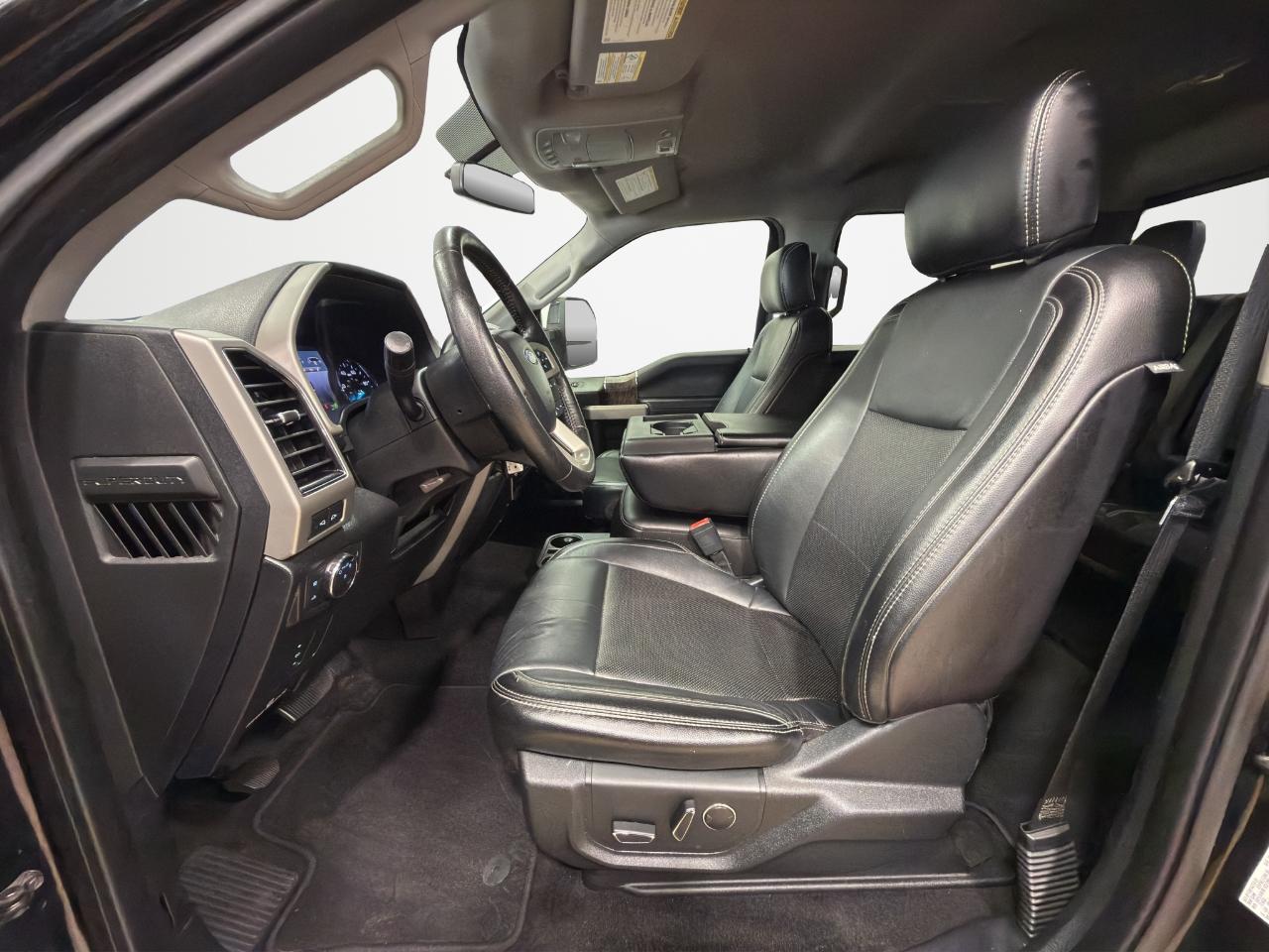 Ford Super Duty F-250 SRW Lariat 4WD Crew Cab 6.75' Box 2019