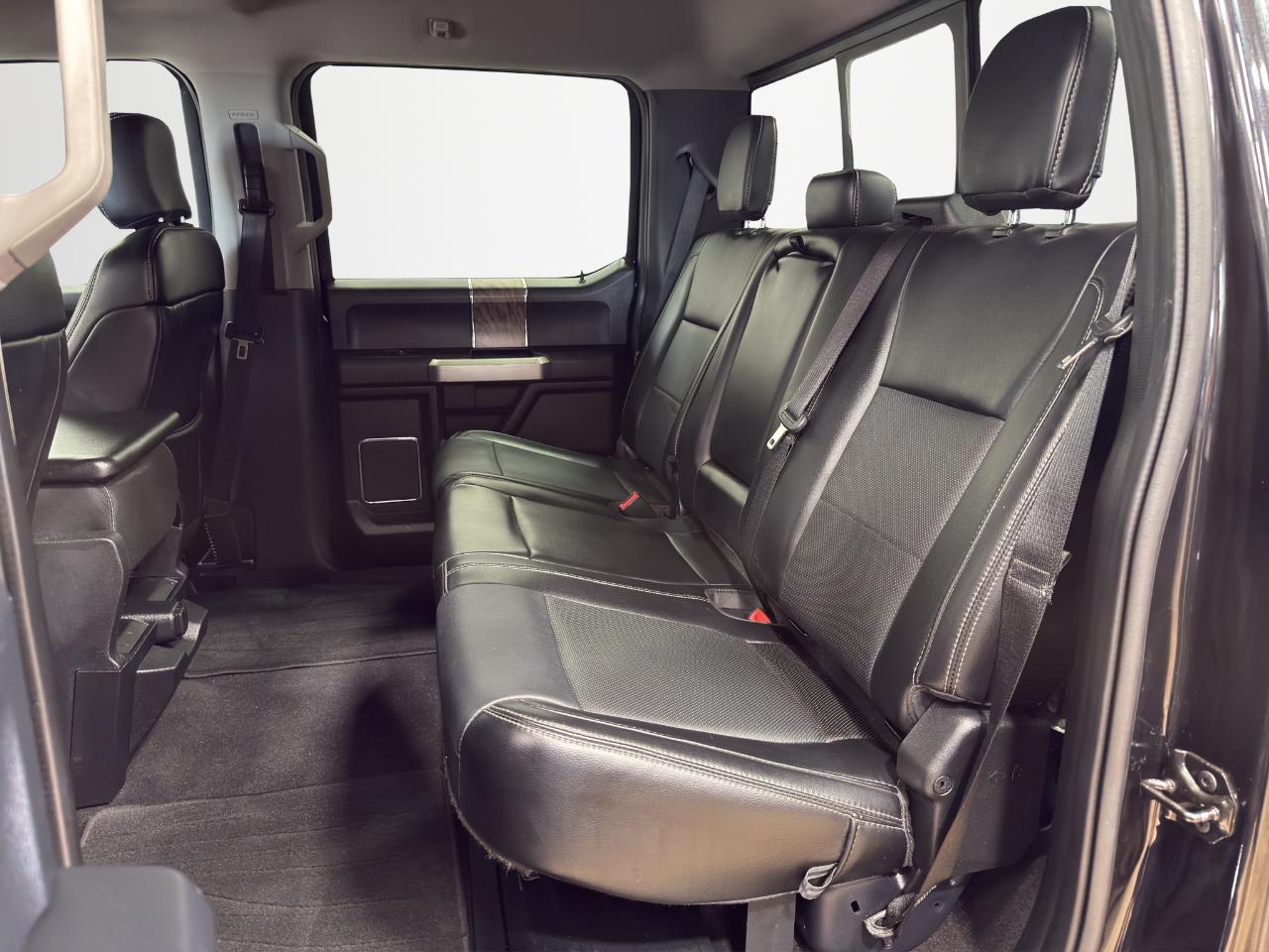 Ford Super Duty F-250 SRW Lariat 4WD Crew Cab 6.75' Box 2019