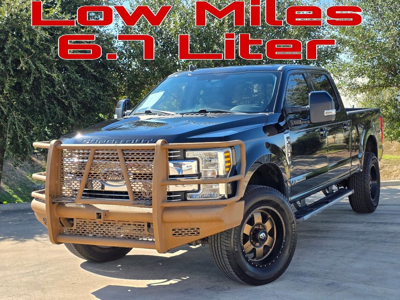 Ford Super Duty F-250 SRW Lariat 4WD Crew Cab 6.75' Box 2019