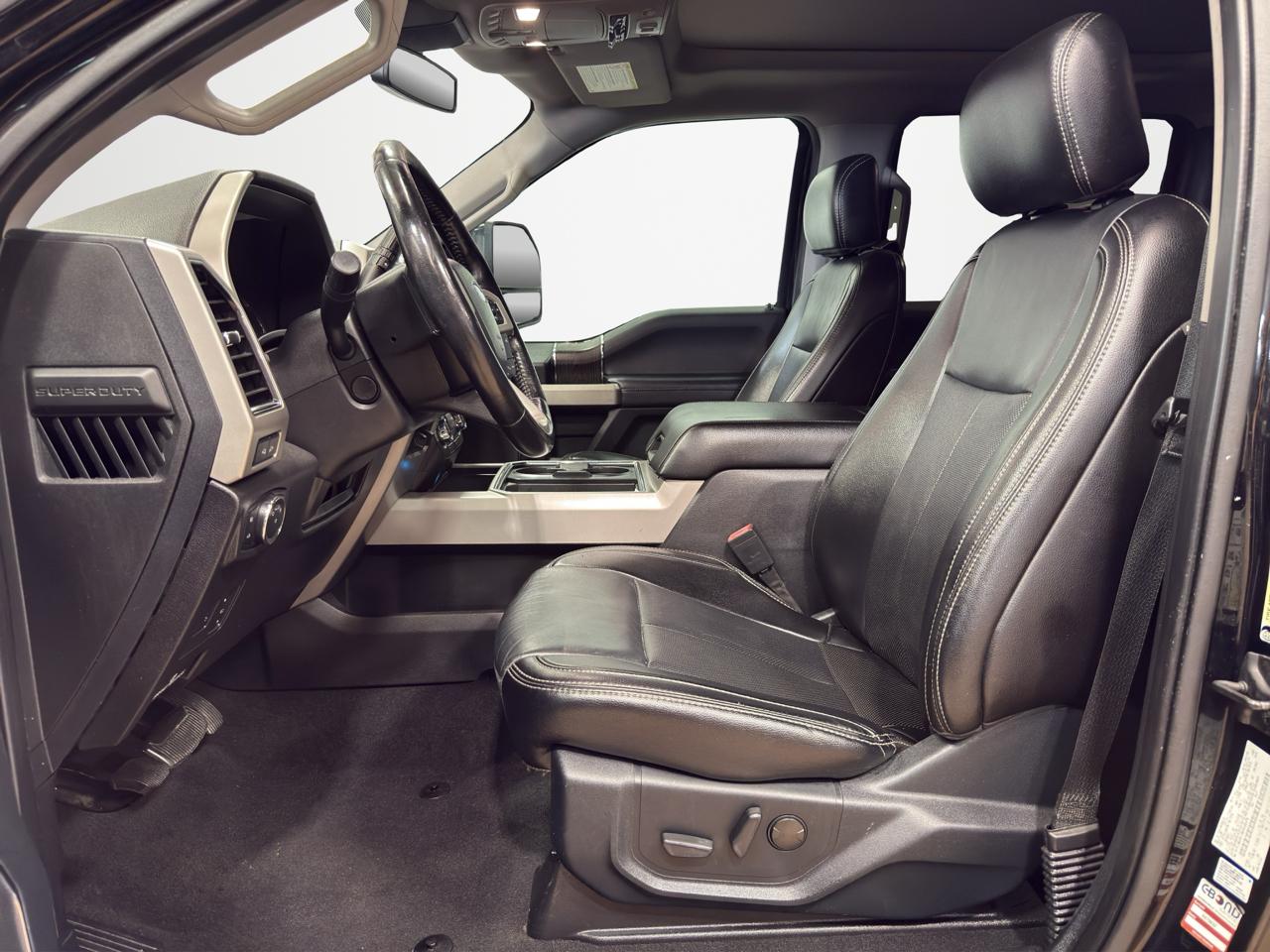 Ford Super Duty F-250 SRW Lariat 4WD Crew Cab 6.75' Box 2021
