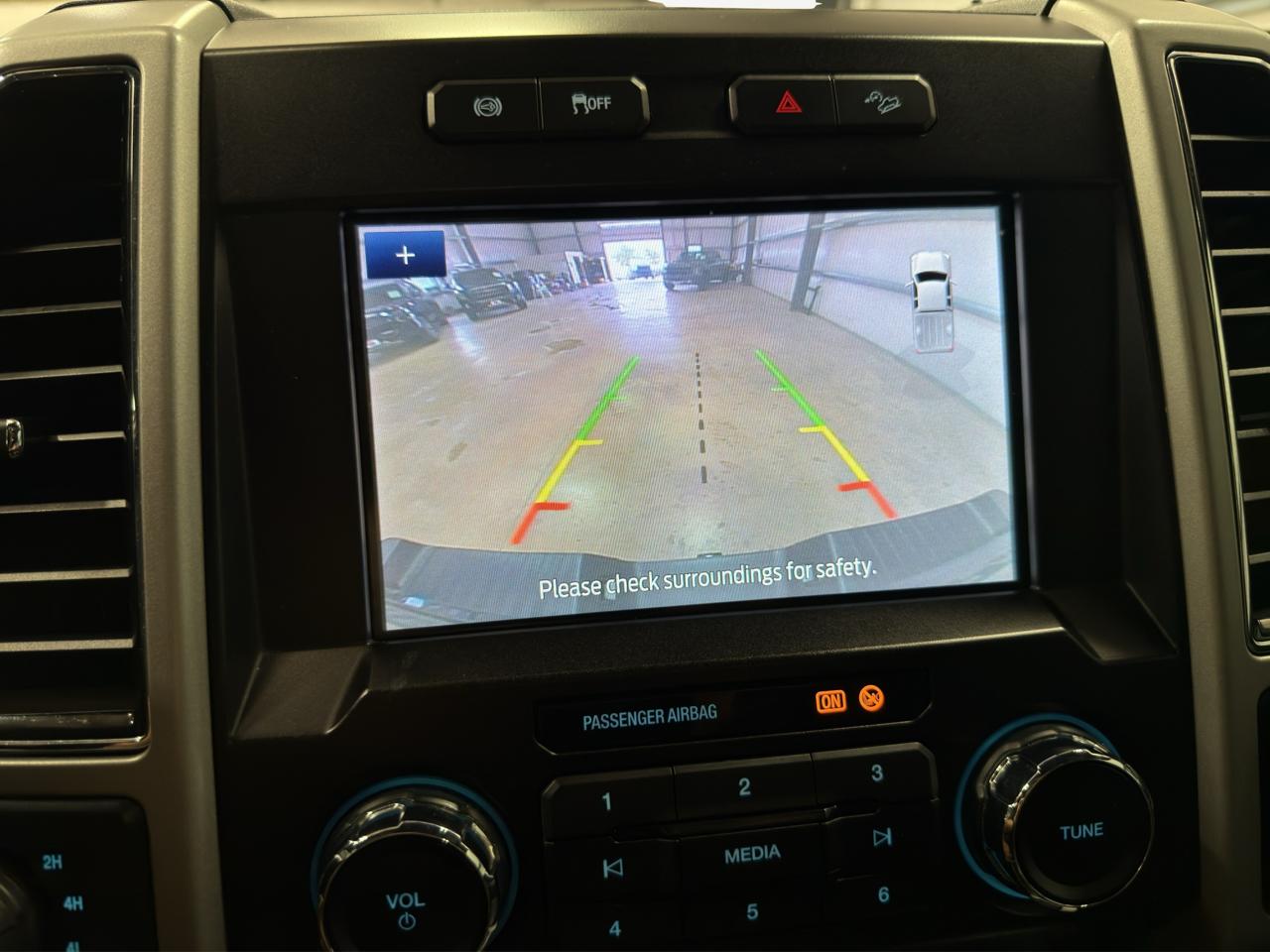 Ford Super Duty F-250 SRW Lariat 4WD Crew Cab 6.75' Box 2021