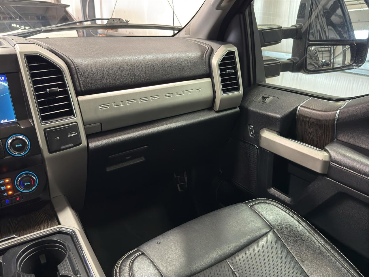 Ford Super Duty F-250 SRW Lariat 4WD Crew Cab 6.75' Box 2021